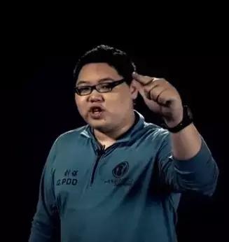 骚猪又搞事？这次竟招惹电竞“拳王”