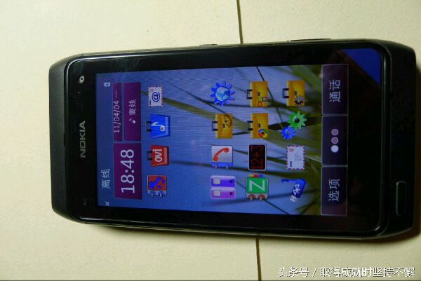 诺基亚经典nokia,经典之作诺基亚n82+开箱