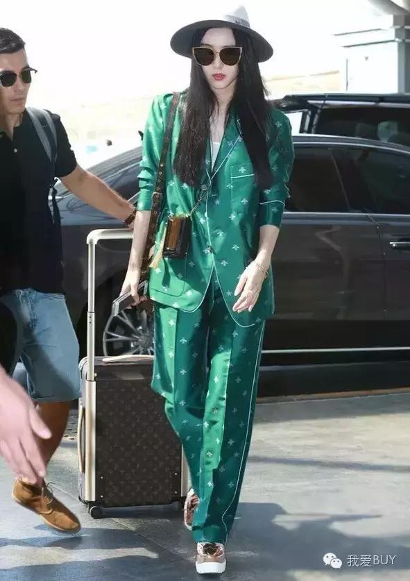 赵丽颖黑色包肩礼服,赵丽颖吊带露背黑色礼服