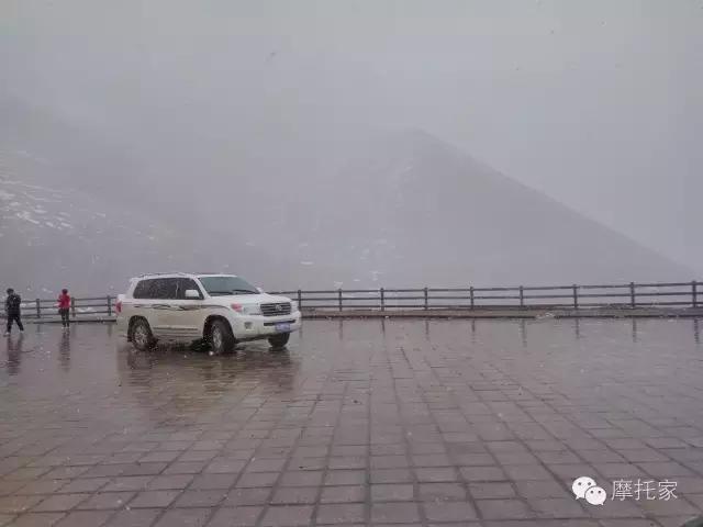 摩托每天骑300公里累吗,摩托高原骑行油耗高