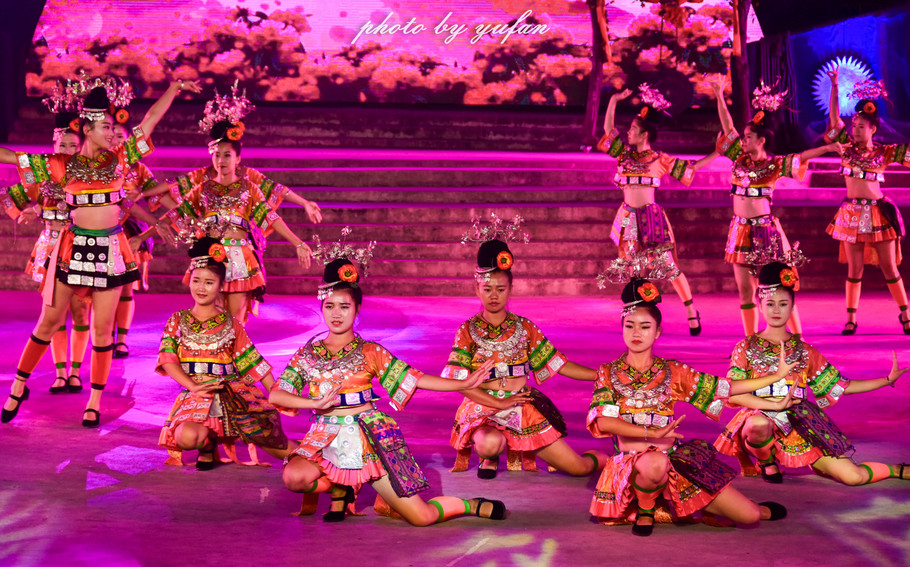 千户苗寨怎么玩比较好,千户苗寨怎么玩最合适