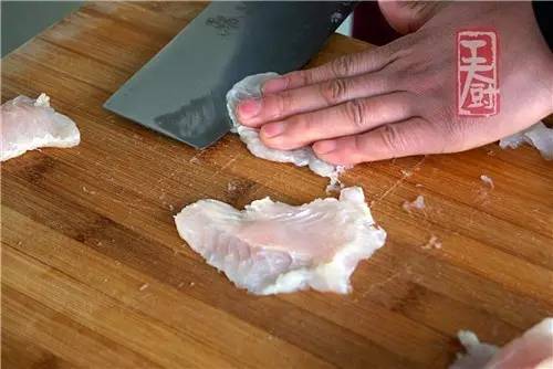 酸菜鱼家庭版龙利鱼,用龙利鱼做酸菜鱼正宗做法