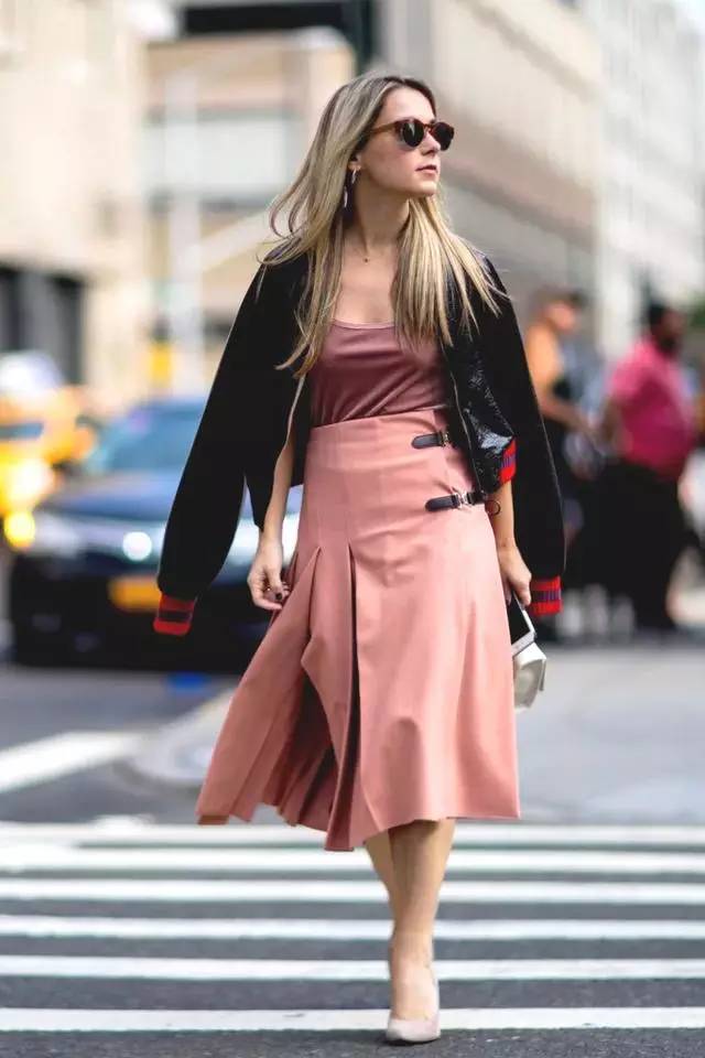 一件夹克穿搭设计,一件夹克的四种穿法