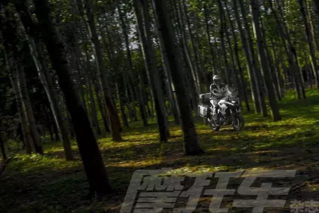 贝纳利trk502x2020款试驾,最新贝纳利trk502x测评