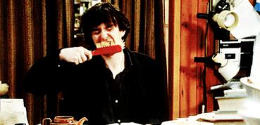 男朋友有点幼稚怎样引导他,男盆友越幼稚说明什么