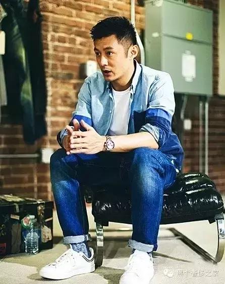 余文乐丨玩车玩表还超爱晒鞋这样的老公请给我来一打