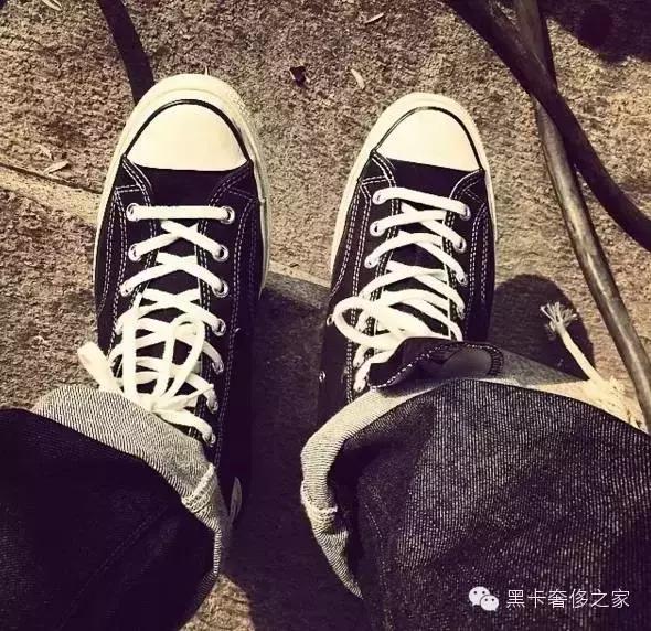 余文乐丨玩车玩表还超爱晒鞋这样的老公请给我来一打