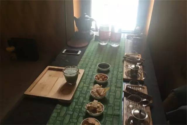 西安顺城巷附近有什么好玩的地方,西安顺城巷小吃街