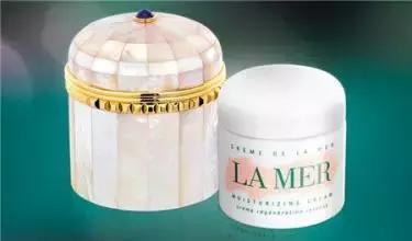 一瓶面霜抵5瓶水,一瓶面霜一个月工资