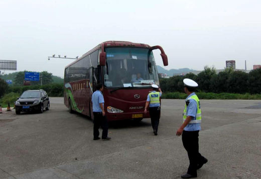 交警中秋提示,中秋出行交警温馨提示