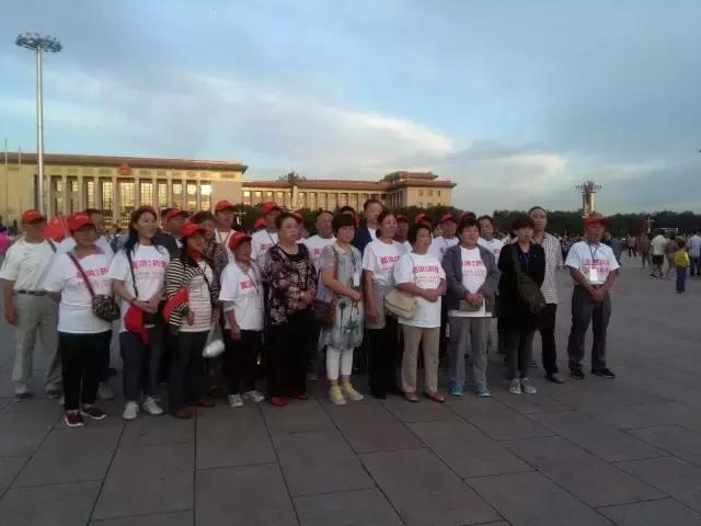 鎾囦笅涓変釜瀛╁瓙濡诲瓙涓嶈緸鑰屽埆,鎾囦笅涓変釜瀛╁瓙姣嶄翰涓嶈緸鑰屽埆鍚庣画