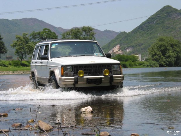 北汽与克莱斯勒,北汽克莱斯勒300c平台