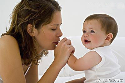 妈妈给孩子打针不哭,宝宝打针不哭有什么方法