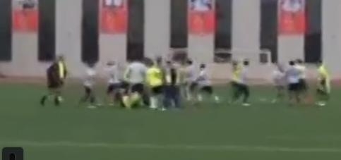 赛场冲突现场,中国足球十大斗殴事件