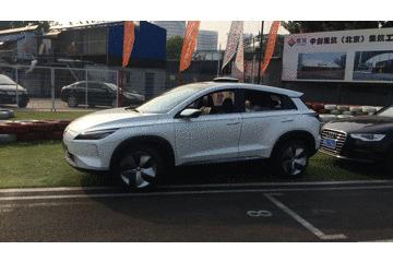 小鹏纯电动智能汽车试驾,小鹏新能源6万左右电动汽车试驾