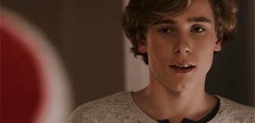 男朋友有点幼稚怎样引导他,男盆友越幼稚说明什么