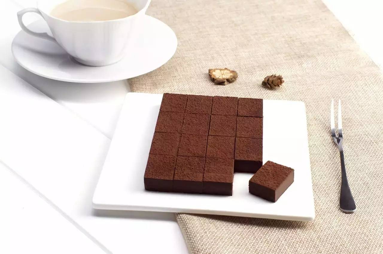 royce抹茶生巧好吃吗,还在代购的奶粉