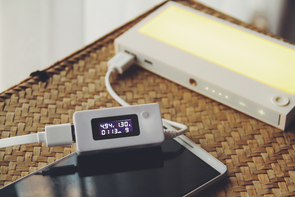 文艺范二,能美颜的移动电源什么样?