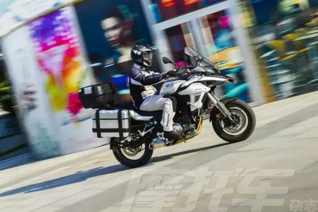 贝纳利trk502x2020款试驾,最新贝纳利trk502x测评