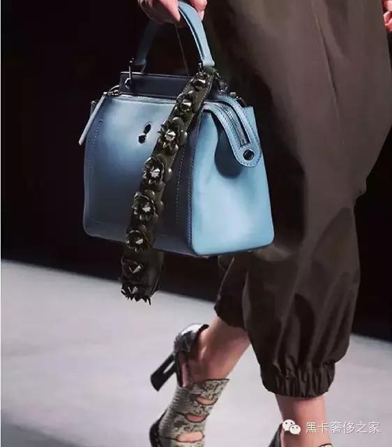 职场不输阵女生上班要背什么包？