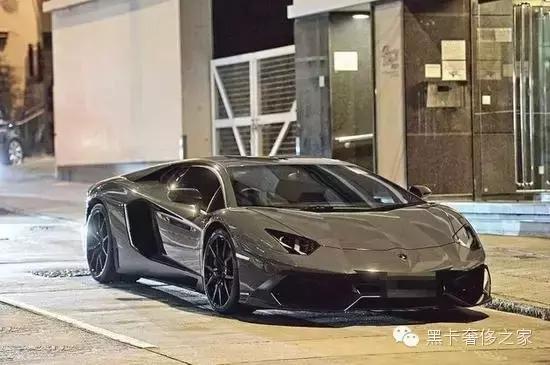 余文乐丨玩车玩表还超爱晒鞋这样的老公请给我来一打