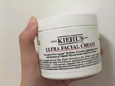 一瓶面霜抵5瓶水,一瓶面霜一个月工资