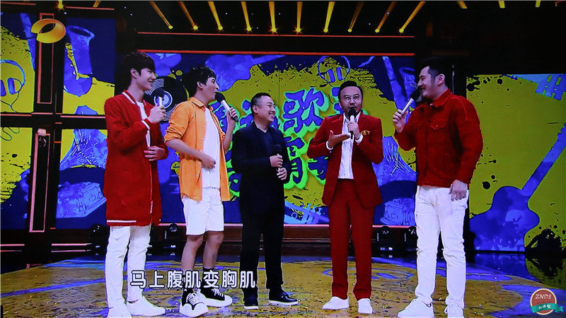 高颜值,大内存!全能影音小霸王—开博尔芒果月光宝盒X5评测