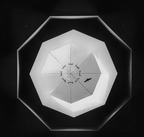 女人总是怕你离开她,为什么我们会害怕亲人离我们而去