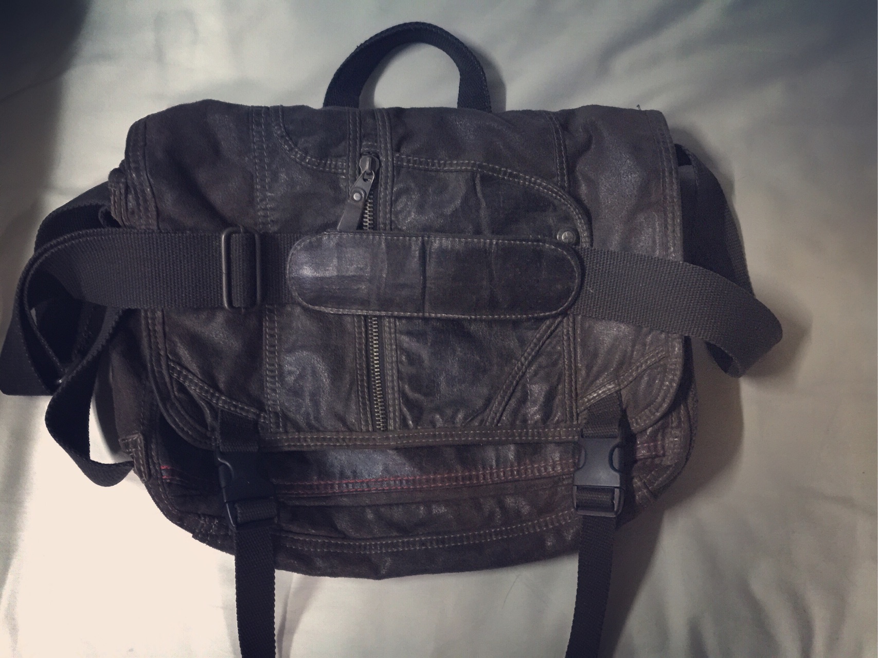 你随身携带最久的东西是什么,你随身携带的东西是什么