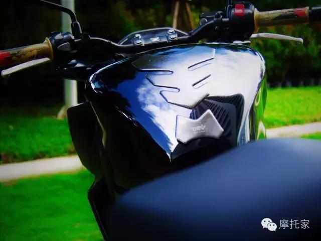 本田cb300复古摩托,本田cb300f极速视频