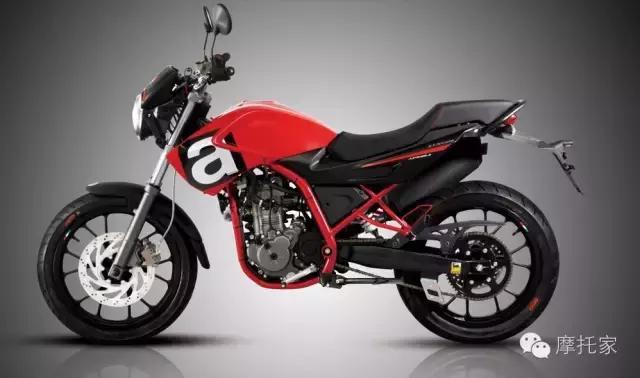 本田cb300复古摩托,本田cb300f极速视频