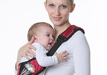 刚出生的婴儿谁第一个抱最好,刚出生的宝宝应该怎样抱