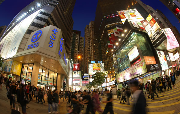 人气爆棚国际购物中心,年轻人必去的购物中心