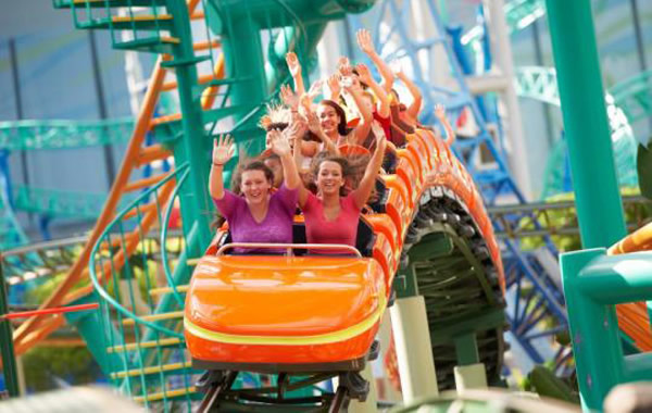 人气爆棚国际购物中心,年轻人必去的购物中心