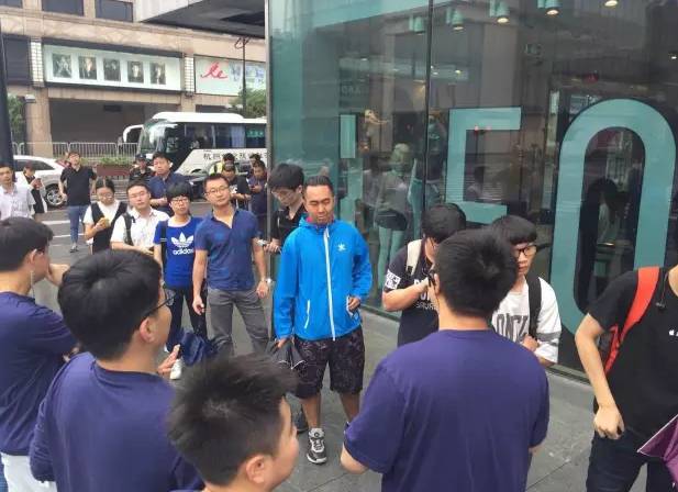 3000块钱能买到新的iphone7,现在还能买到全新的iphone7吗