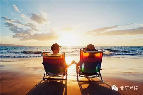 乔任梁和李嘉艾同居了吗,乔任梁同期去世的歌手