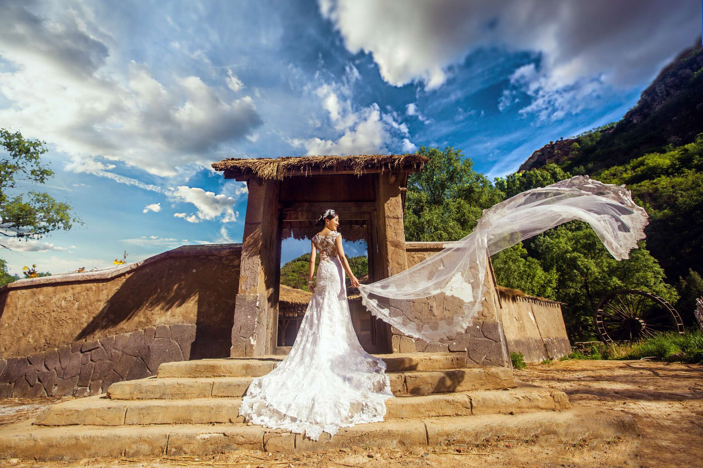 干洗婚纱店都怎么洗婚纱的,干洗店清洗婚纱能洗干净吗