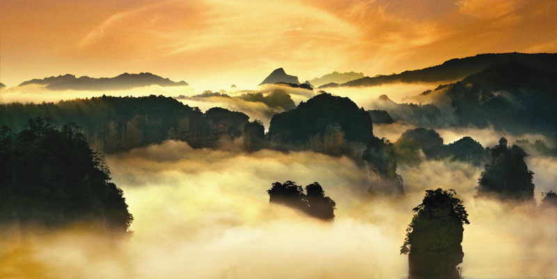 张家界凤凰古城自驾游,西安张家界自驾游攻略