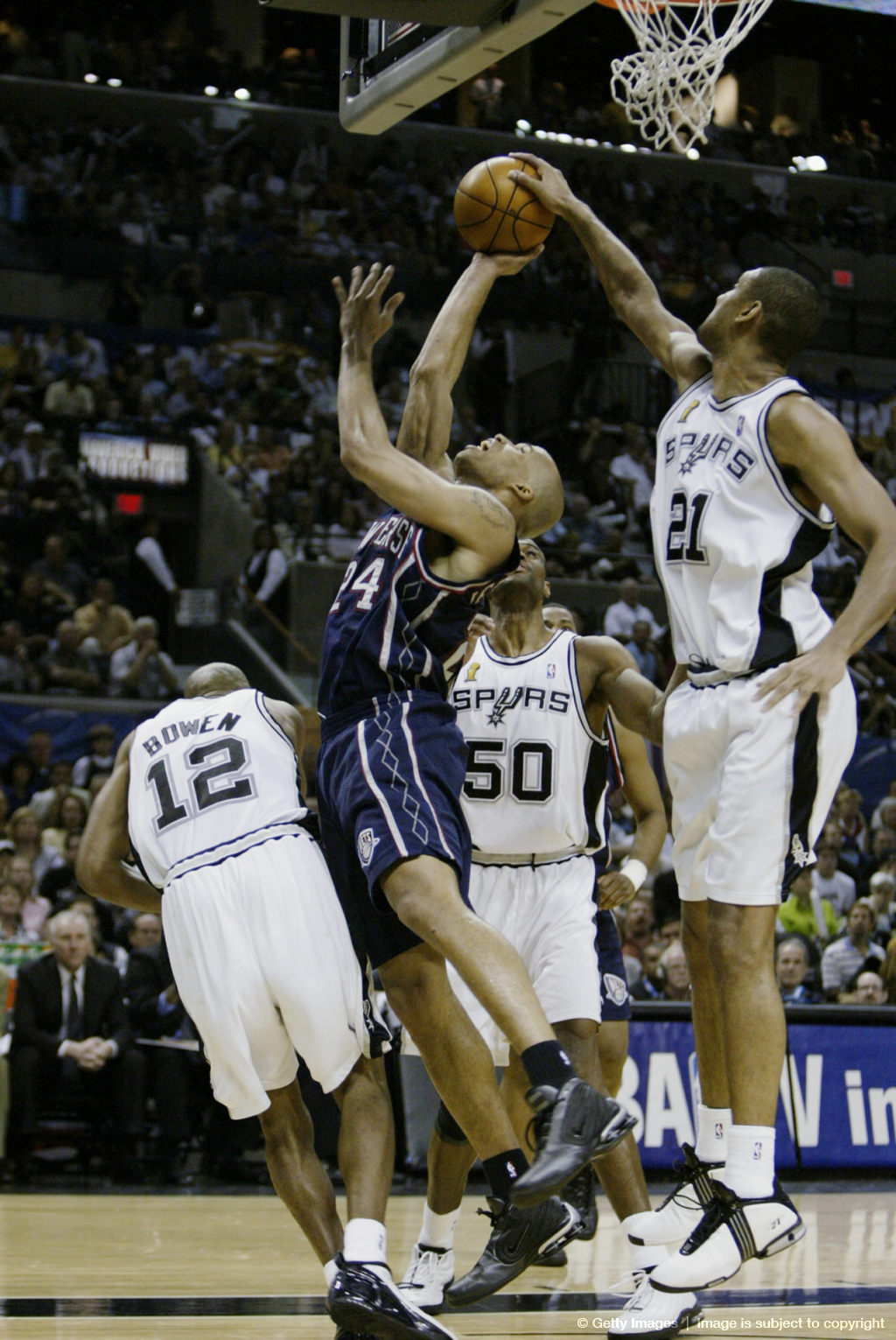 连巅峰奥尼尔都怕的男人，邓肯总决赛场均24+17+5+1+5