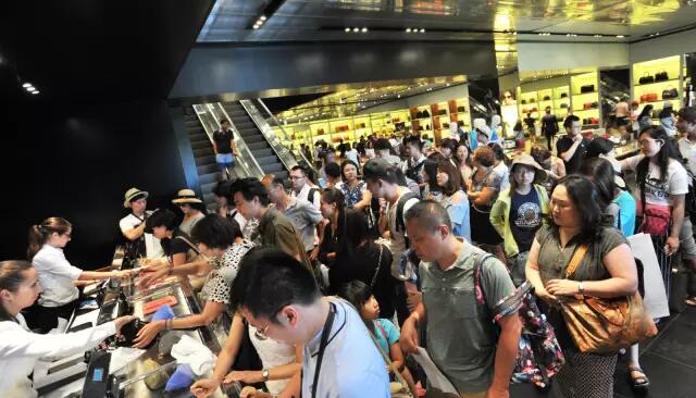 假货代购骗局揭秘,朋友圈售假者是真是假