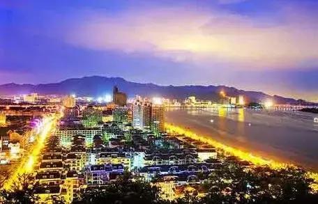 杭州各行各业平均工资排行榜,2017年杭州平均工资