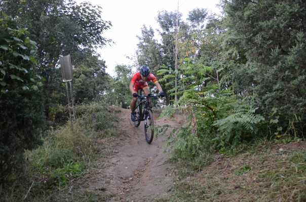 好骑的入门山地自行车测评,野兽自行车测评speedx