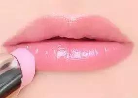 唯一一支口红就要用完,唯一能让我用完还回购的口红