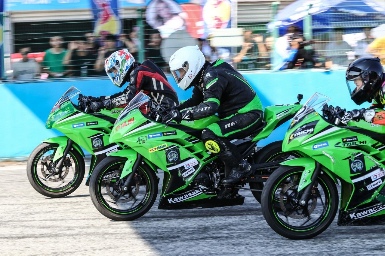 川崎250ninja测评,14年川崎ninja250值得购买吗