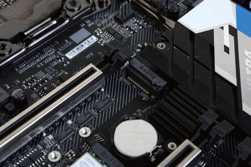 原创轻松破5000MB/s！NVMeU.2+PCIeSSD三盘RAID0系统实测