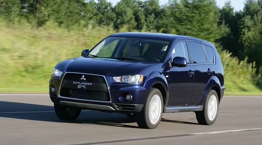 马蓉跟宝强照片,马蓉与王宝强今昔对比