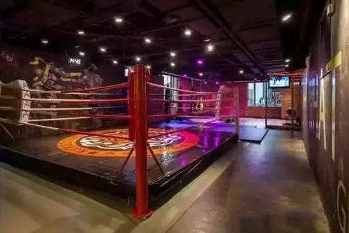 南京这个地方要被挤爆了!超炫酷室内游乐场,还有全球首家正版授权加菲猫餐厅!