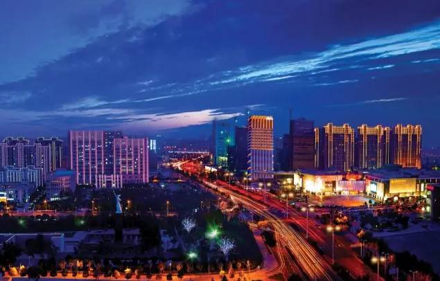 南京这个地方要被挤爆了!超炫酷室内游乐场,还有全球首家正版授权加菲猫餐厅!