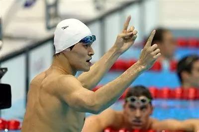 谁捧红赵丽颖和袁姗姗,赵丽颖袁姗姗谁带火