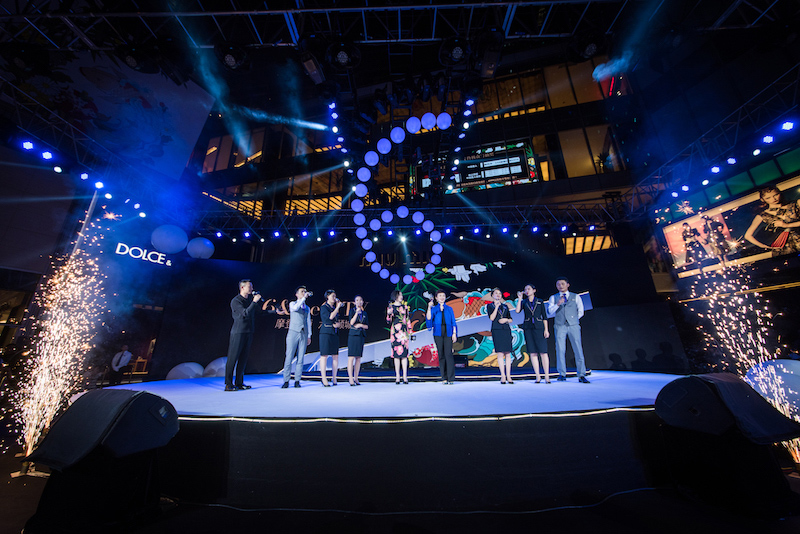 今日消费资讯：成都仁恒置地六周年、《太阳的后裔》成为首尔国际电视节大赢家